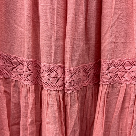 Spell & The Gypsy Women’s S Harmony Crocheted Lace Boho Tunic Dress in Peony - Picture 11 of 15